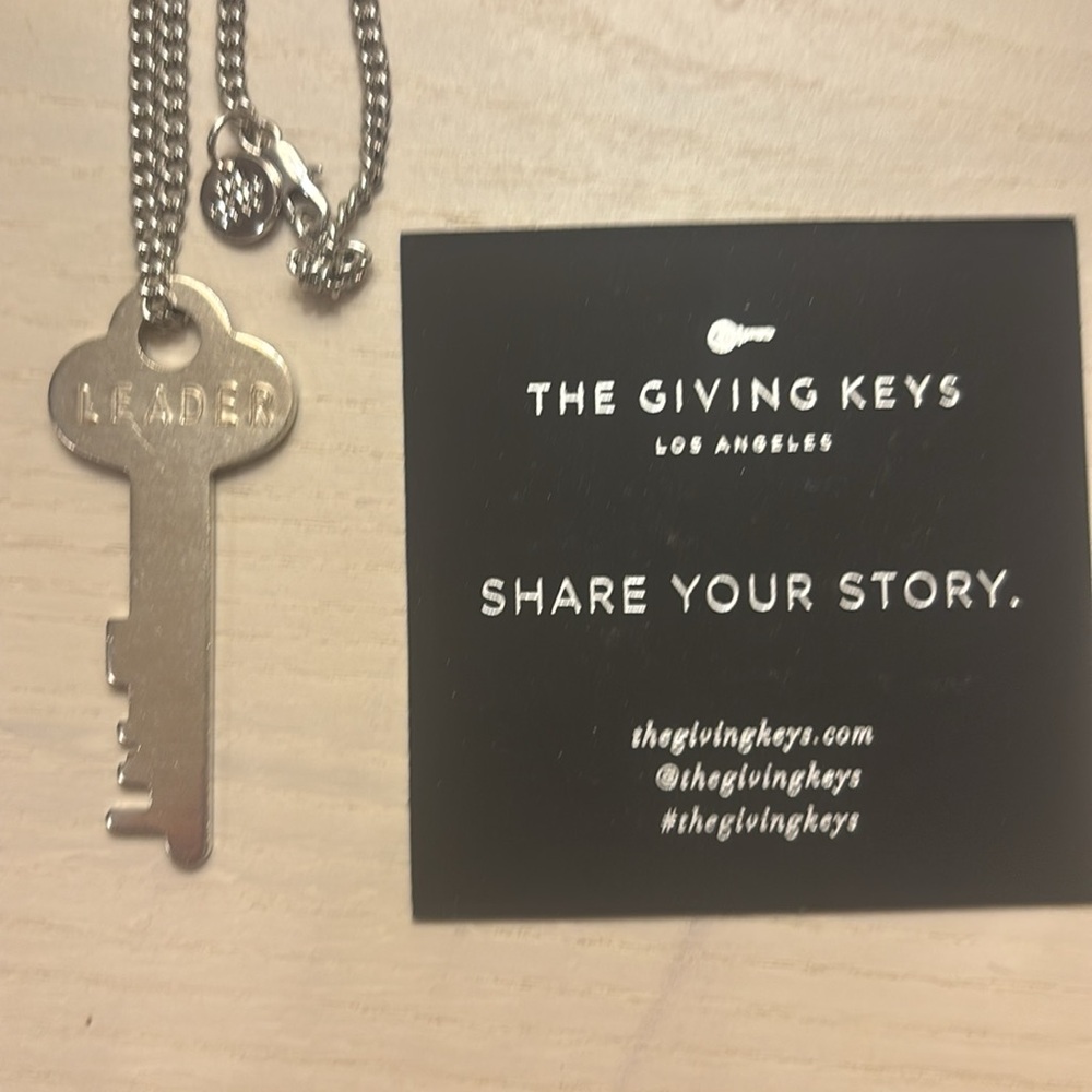 The Giving Keys Silver Key Necklace Leader - Picture 2 of 8